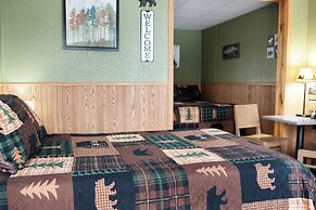 Maple Grove Lodging