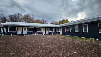 Maple Grove Lodging