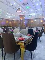 immaculate excellence luxury hotel