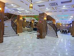 immaculate excellence luxury hotel