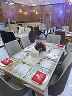 immaculate excellence luxury hotel