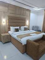 immaculate excellence luxury hotel