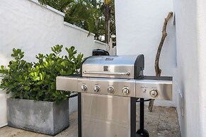 Ocean Park 1BD-1BA-Pool Walktobeach -IV