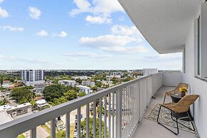 2Br2Ba Next To Jackson Memorial Hospital