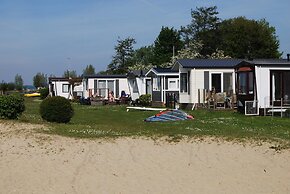 Atmospheric Chalet on the Veluwemeer