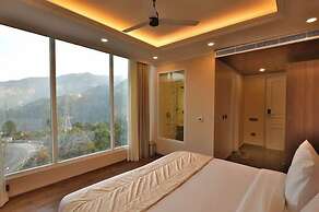 Claret inn by Lawrence Hotels