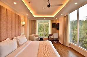 Claret inn by Lawrence Hotels