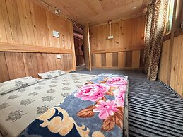 Viraaj Homestay