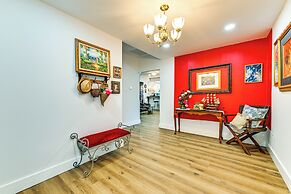 Weekend Getaway in Cornelius: Walk to Dining!