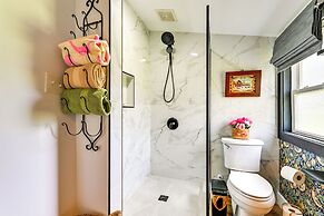 Weekend Getaway in Cornelius: Walk to Dining!