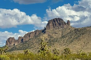 'abigail's Ranch' - Dog-friendly Dolan Springs Gem