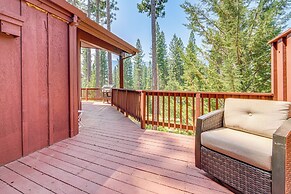 Golf & Mountain Views - Retreat in Clio