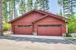 Golf & Mountain Views - Retreat in Clio