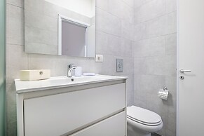 Deva Room