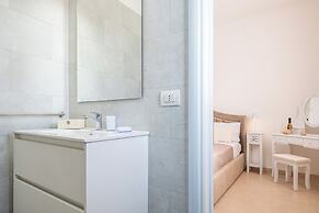 Deva Room