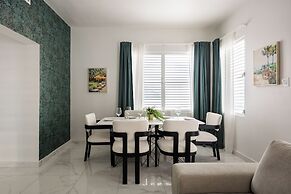 Ismael Rivera Villa 1 Ocean Park 4bd-2b