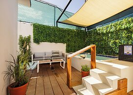 Ocean Park Studio Pool @ Riviera Villa