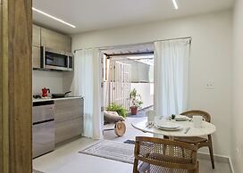 Ocean Park Studio Pool @ Riviera Villa