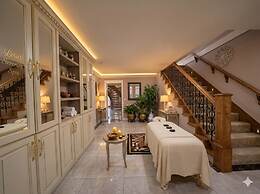 Royal Boutique Hotel