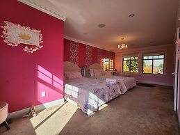 Royal Boutique Hotel