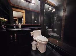 Royal Boutique Hotel