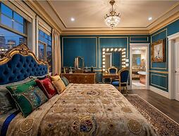 Royal Boutique Hotel