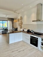 Pineapple Beach Villas