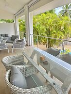Pineapple Beach Villas