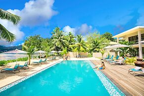 Pineapple Beach Villas
