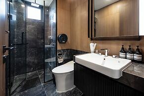 Lumiere Riverside by TrueStay