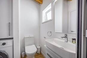 Olga Apt 4- Lovely Studio on Ground Floor