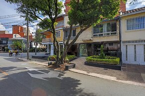 Hotel Garden Laureles