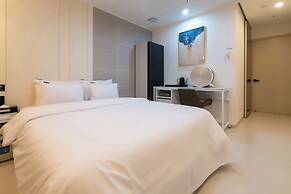 Browndot Hotel