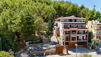 Castello By Mediterra