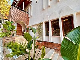 Castello By Mediterra