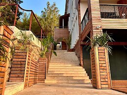 Castello By Mediterra