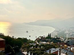 Castello By Mediterra