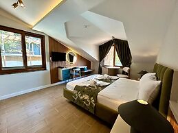 Castello By Mediterra