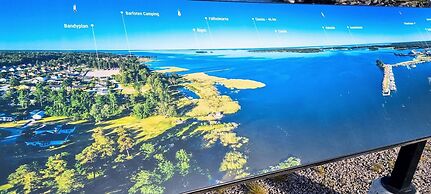 3BR Home Near Lake Vänern Covered Deck & BBQ