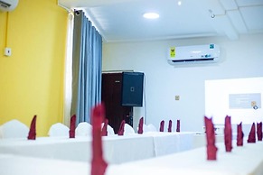 Golden Tower Hotel