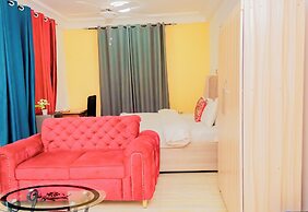 Golden Tower Hotel