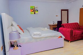 Golden Tower Hotel