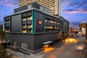 Radisson RED Hotel Izmir Point Bornova