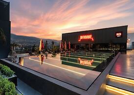 Radisson RED Izmir Point Bornova