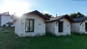 Ayrık Vadi Otel & Restoran