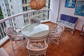 Flat com Piscina e Lazer na Praia de Pitangueiras