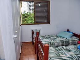 Flat com Piscina e Lazer na Praia de Pitangueiras