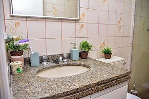 Flat com Piscina e Lazer na Praia de Pitangueiras