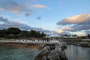 Kalopsia Seaside Villas & Marina