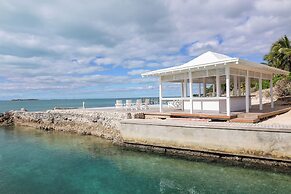 Kalopsia Seaside Villas & Marina
